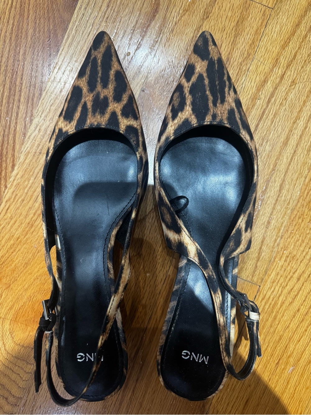 Leopard Print Pointed Slingback Flats - Picture 2 of 6